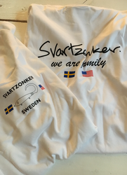 Svartzonker We are family T-Shirt Small